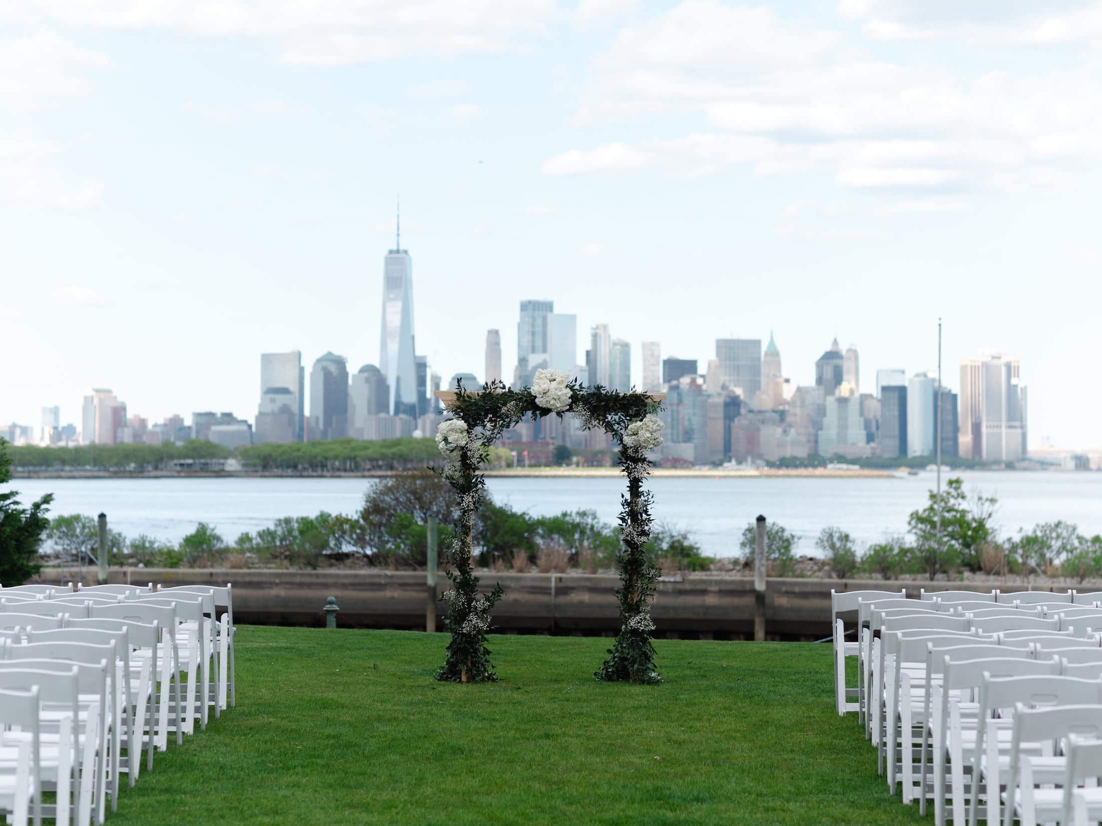 Hudson House NYC Wedding Venue with view of Skyline